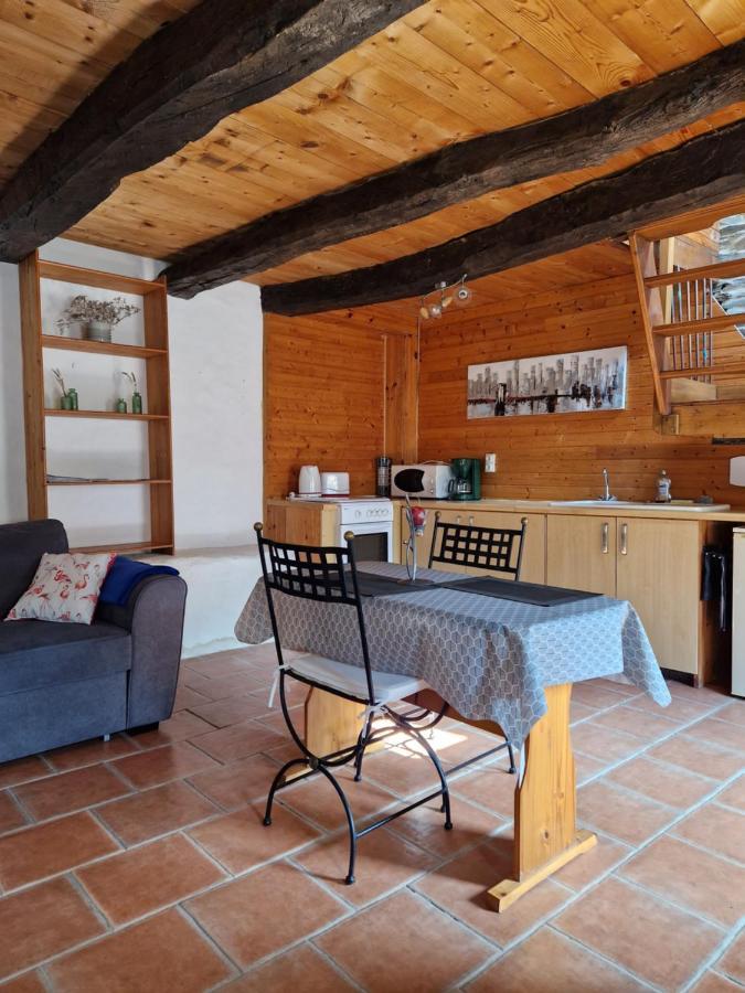 Gite Rustique En Centre Bretagne Laniscat Екстер'єр фото